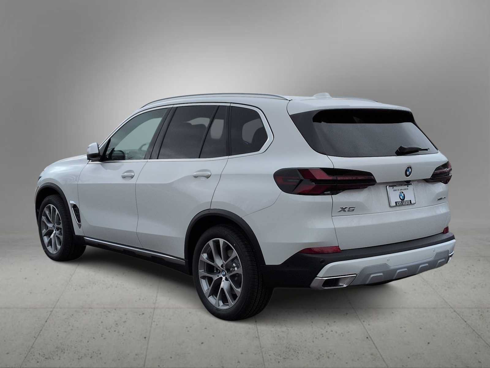 New 2026 BMW X5 xDrive40i w/ Premium Package AWD/4WD image 6