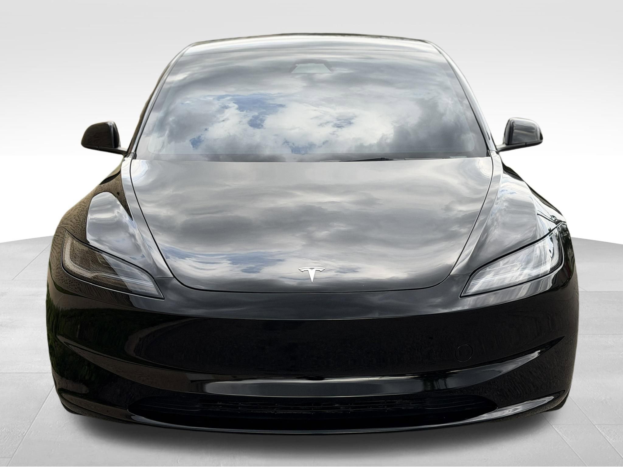 Used 2025 Tesla Model 3 Long Range AWD/4WD image 2