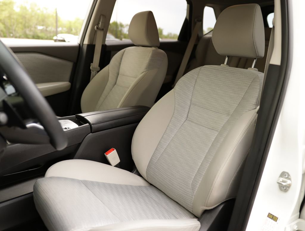Used 2021 Nissan Rogue SV FWD image 20