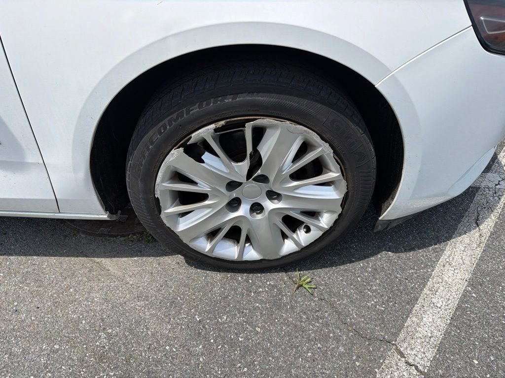 Used 2015 Chevrolet Impala LS FWD image 12