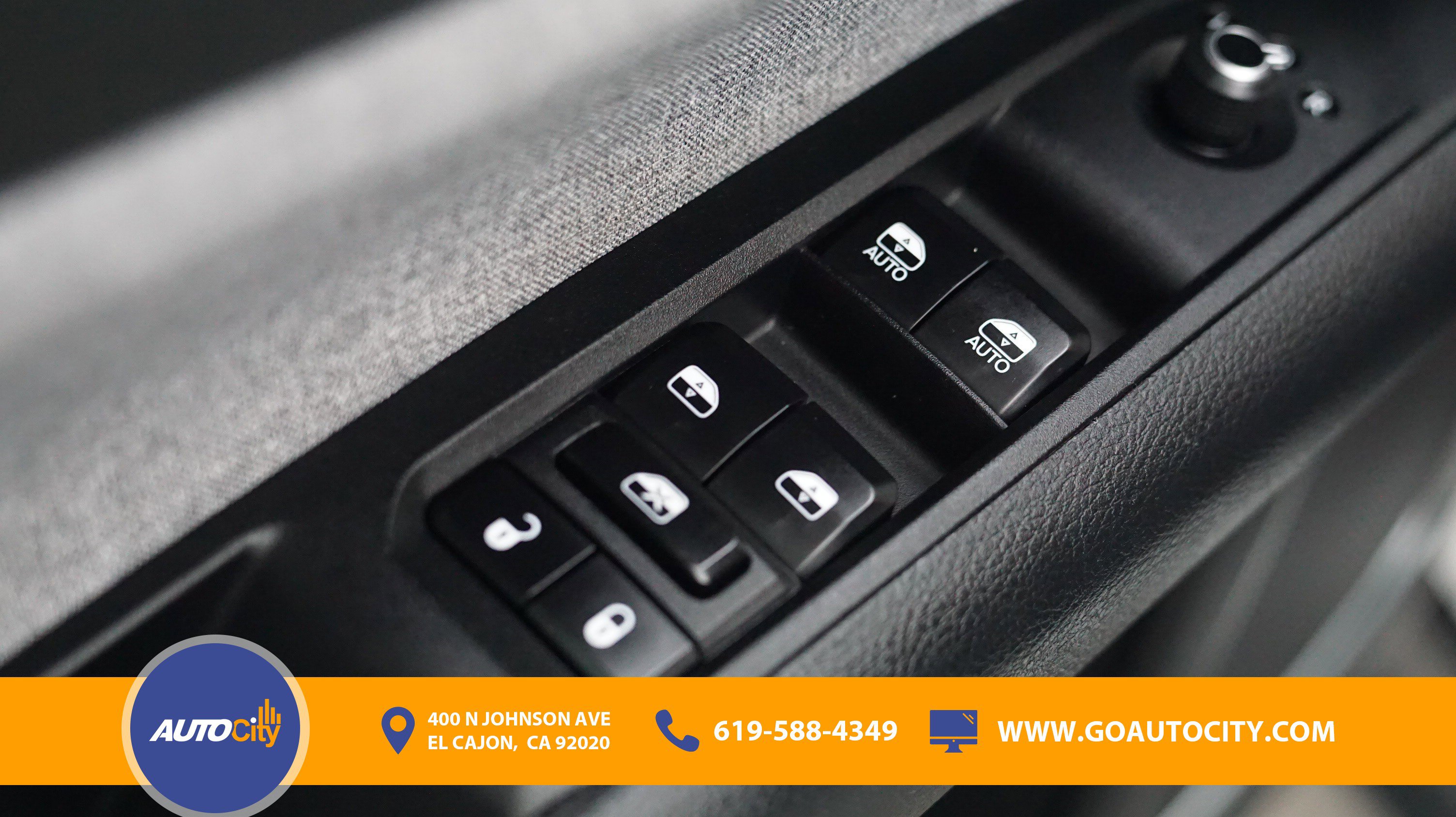 Used 2024 Jeep Compass Latitude image 17