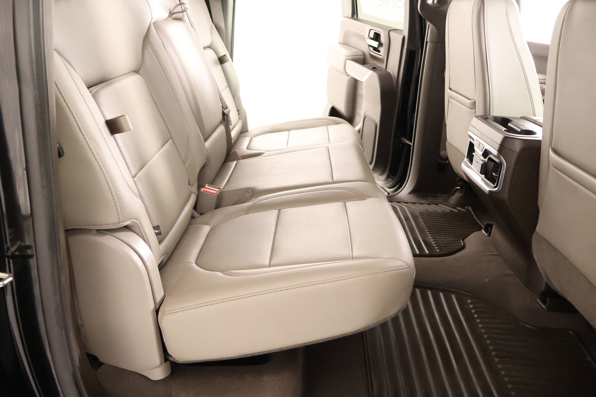 Used 2020 Chevrolet Silverado 2500 LTZ w/ LTZ Texas Edition image 14