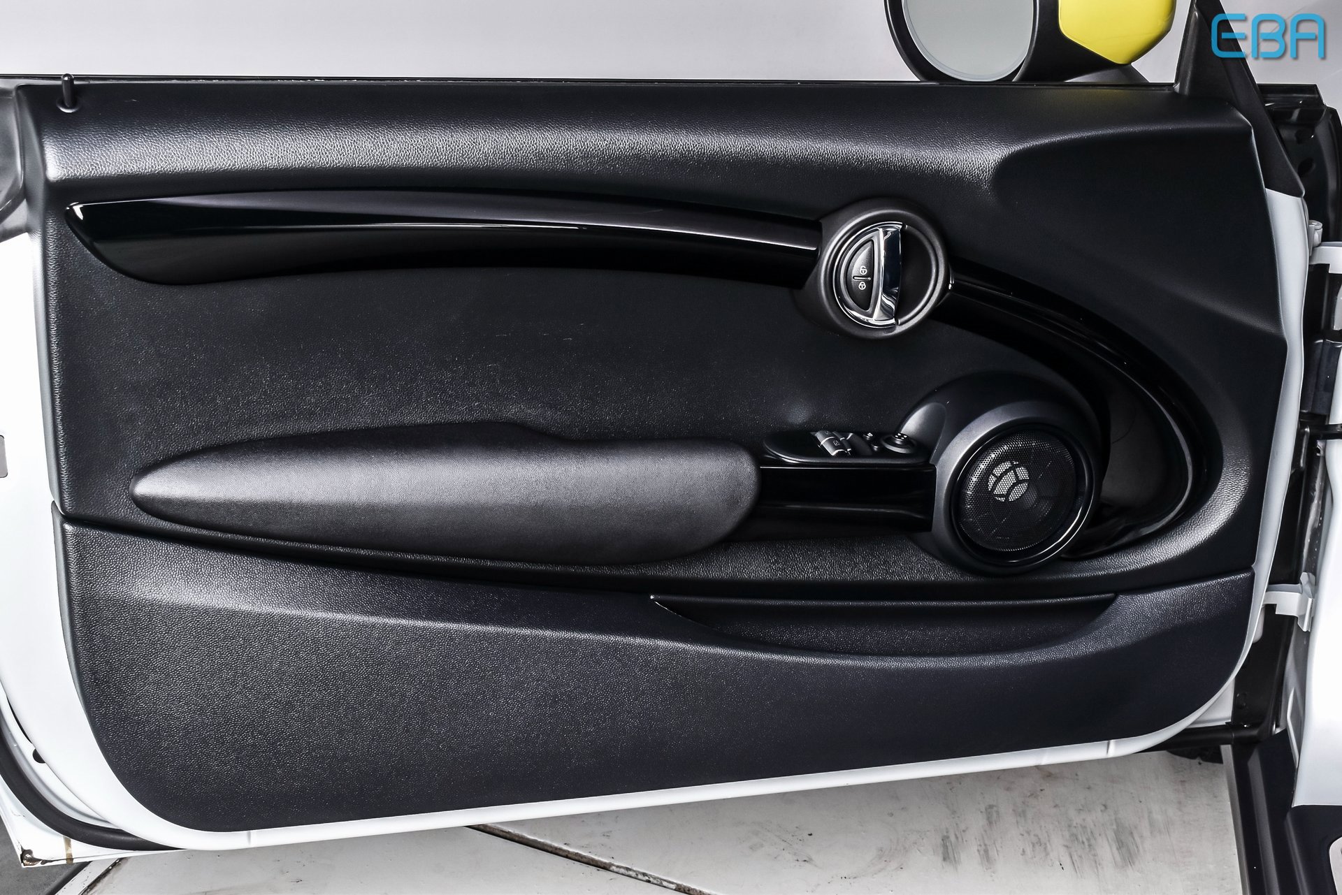 Used 2021 MINI Cooper SE w/ 8.8" Touchscreen Nav Package image 14