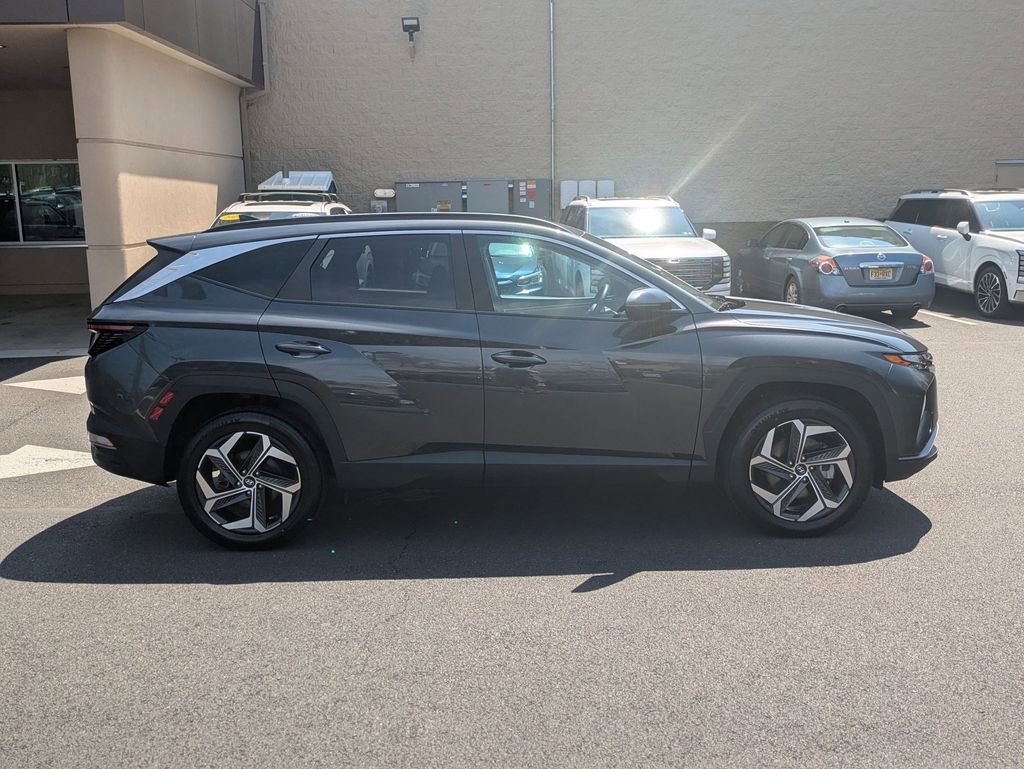 Used 2023 Hyundai Tucson SEL w/ Convenience Package AWD/4WD image 4