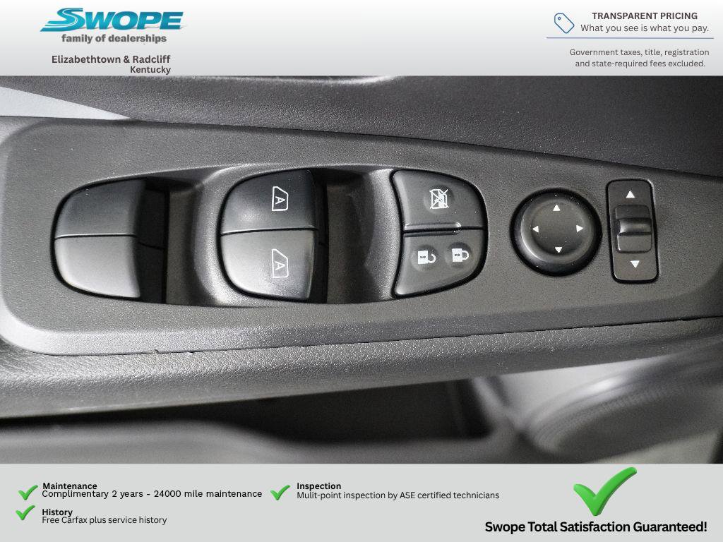 Used 2023 Nissan Kicks SR w/ SR Premium Package FWD image 15