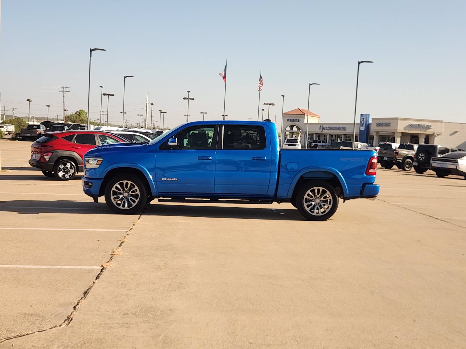 Used 2020 RAM 1500 Laramie w/ Sport Appearance Package AWD/4WD image 3