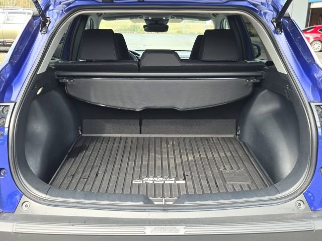 Used 2024 Toyota Corolla Cross LE w/ Moonroof Package image 17