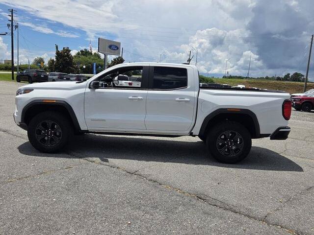 Used 2025 GMC Canyon Elevation w/ Technology Package RWD image 4