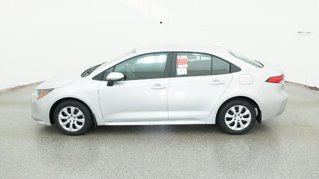 New 2026 Toyota Corolla LE image 9