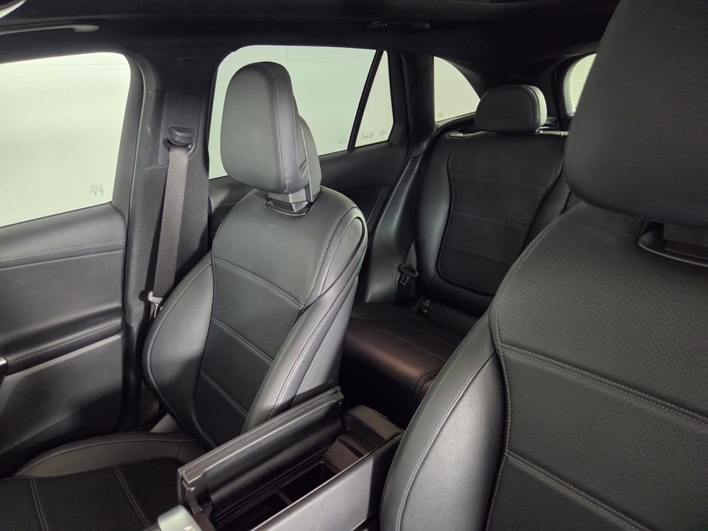 Used 2024 Mercedes-Benz GLC 300 image 23