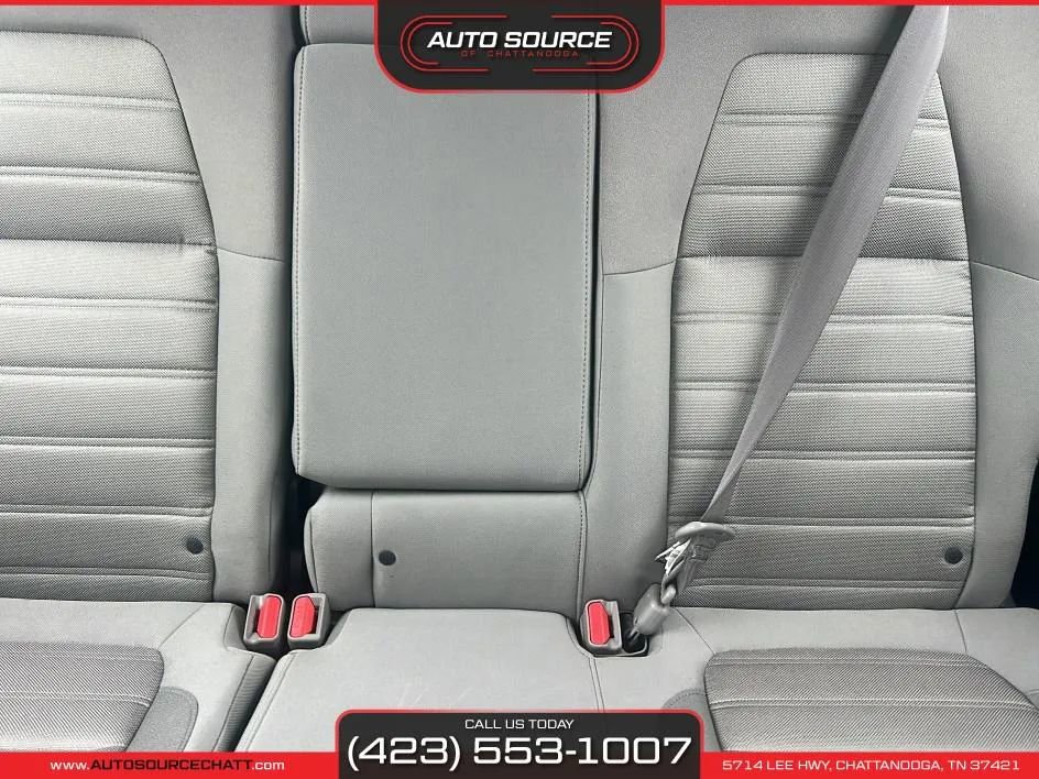 Used 2019 Honda CR-V LX image 16