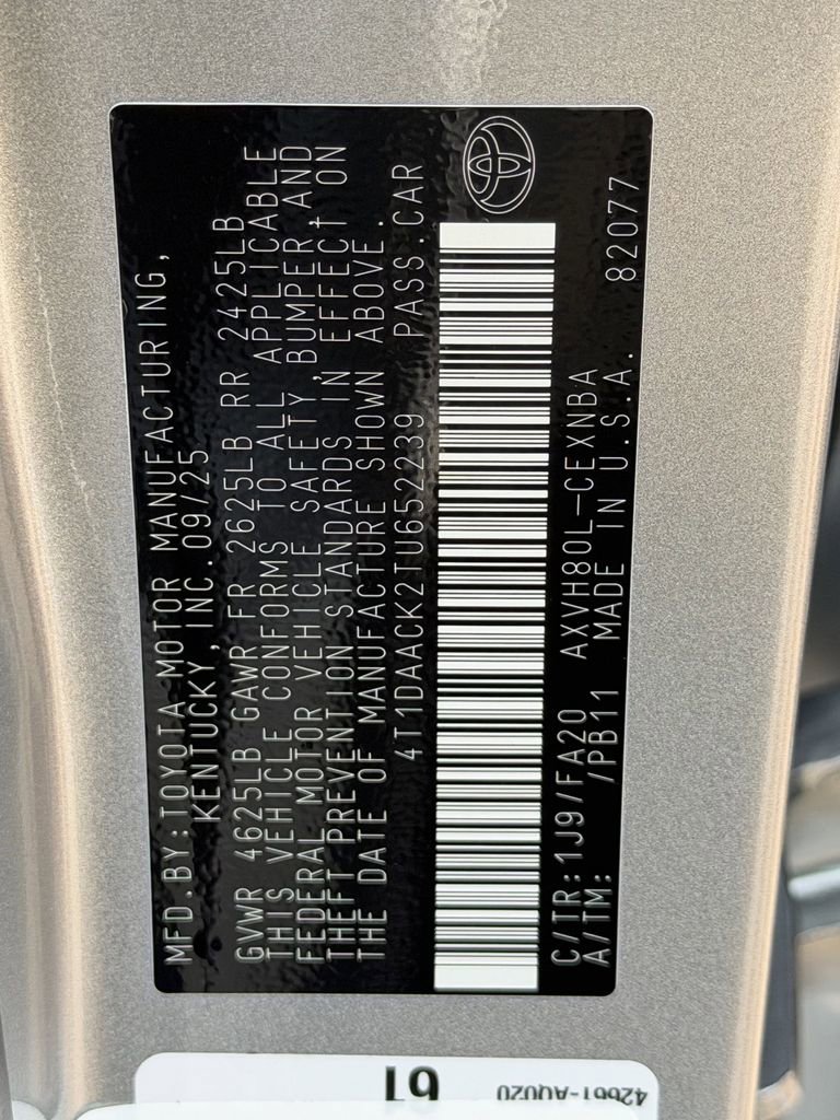 Used 2026 Toyota Camry LE FWD image 31