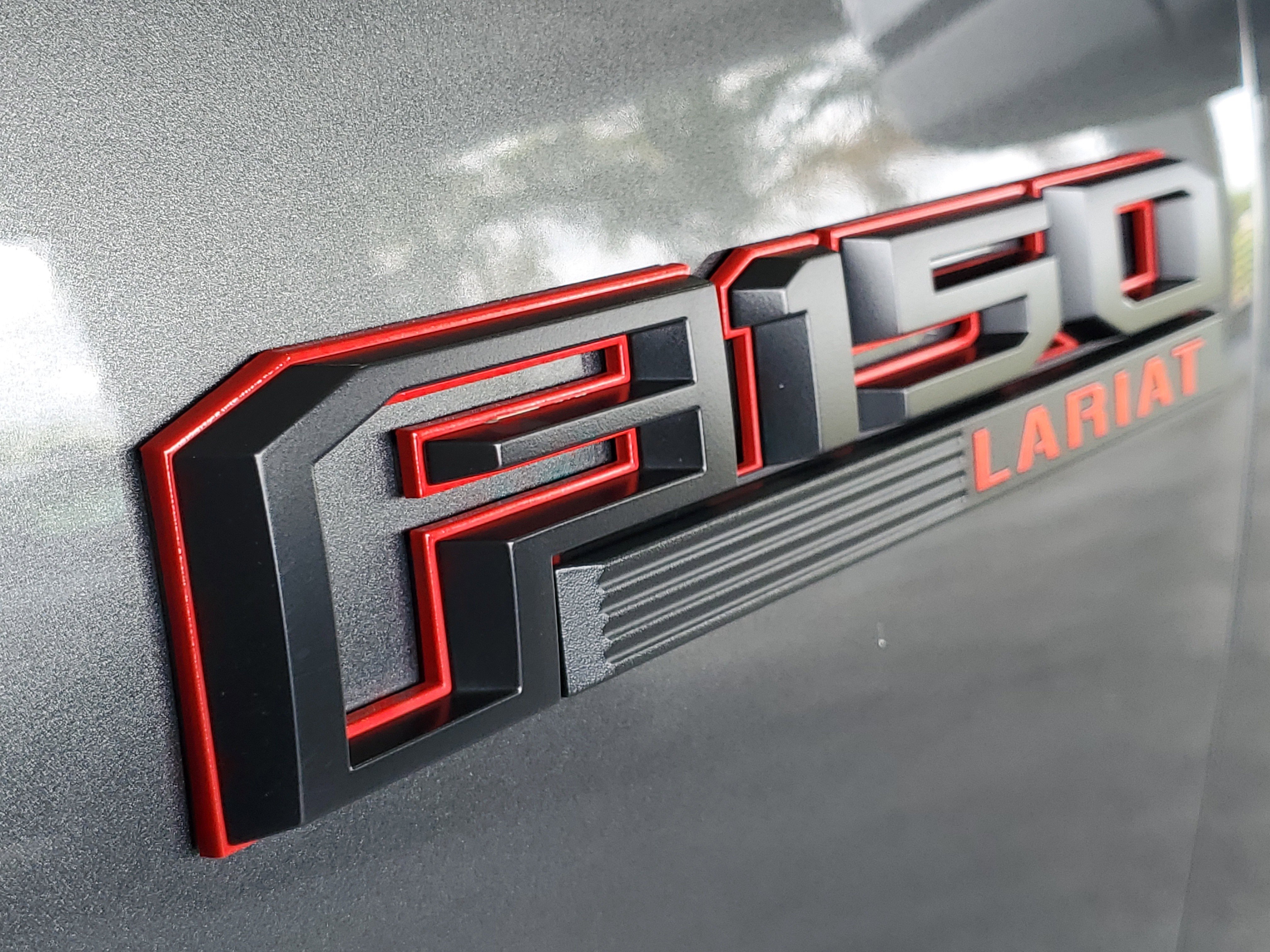 Used 2019 Ford F150 Lariat w/ Equipment Group 502A Luxury AWD/4WD image 5