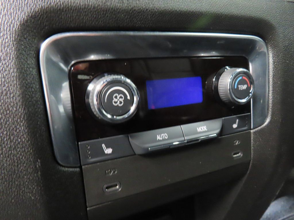 Used 2025 Chevrolet Suburban Z71 w/ Z71 Off-Road Package AWD/4WD image 11