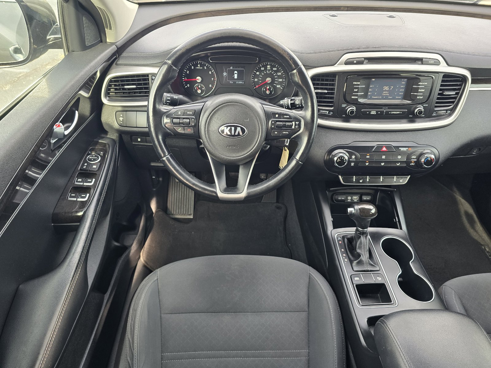 Used 2016 Kia Sorento FWD w/ LX Convenience Package image 10