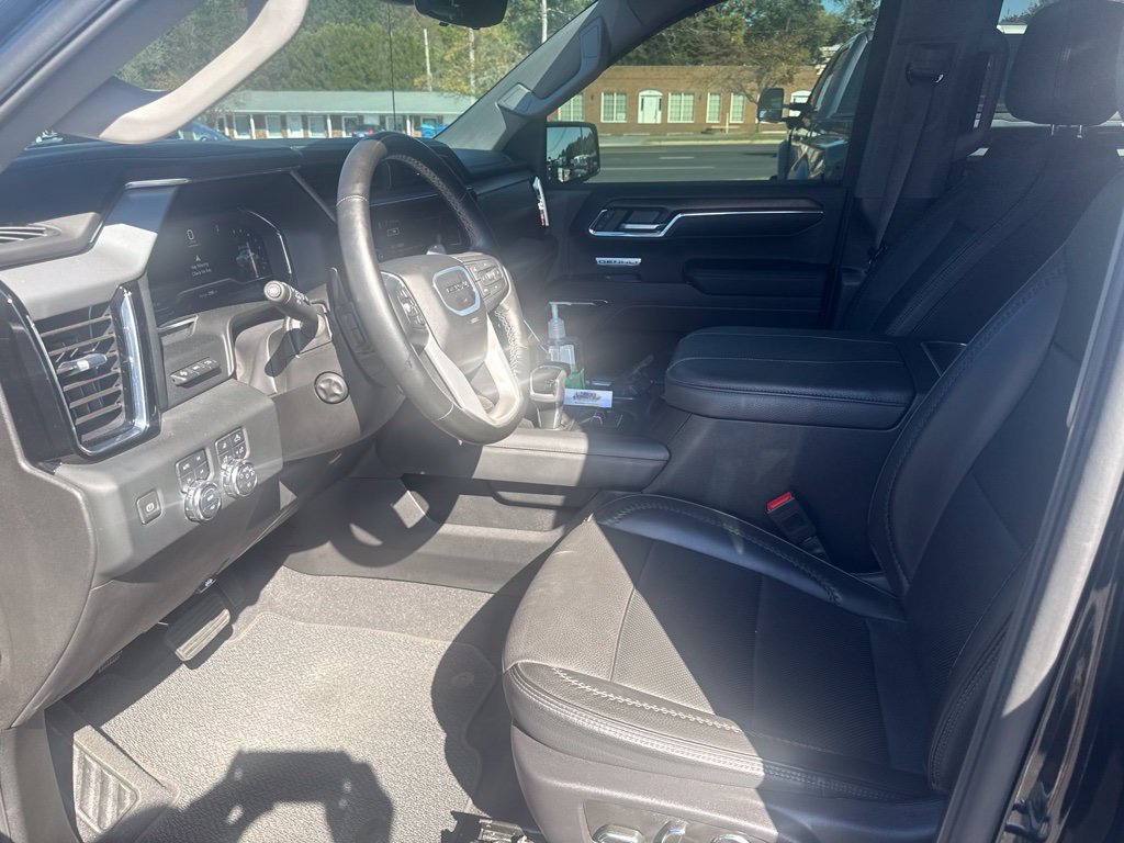 Used 2024 GMC Sierra 1500 Denali w/ Technology Package AWD/4WD image 7