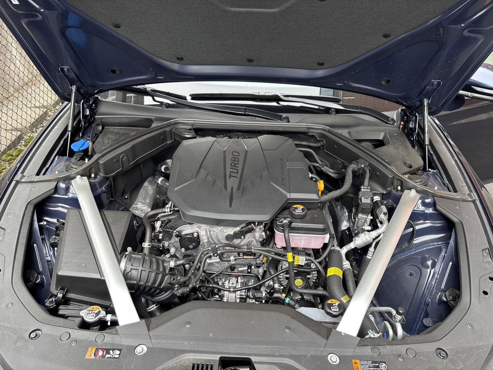 Used 2026 Genesis G70 2.5T Prestige image 28