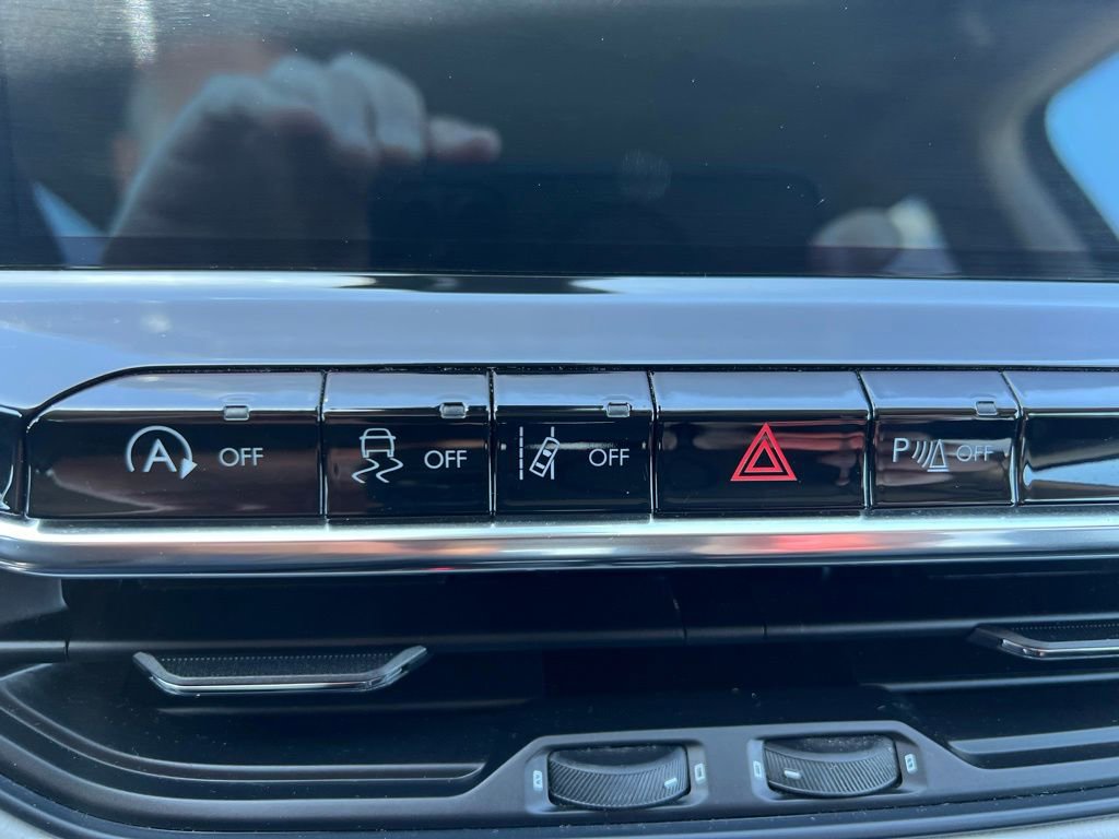 Used 2022 Jeep Compass Limited AWD/4WD image 37