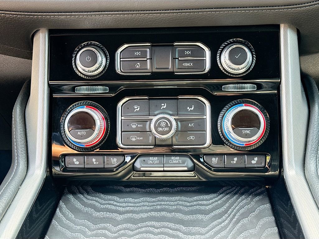 Used 2021 GMC Yukon XL Denali image 26