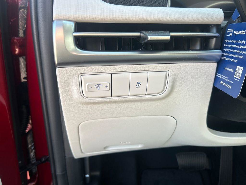 New 2026 Hyundai Tucson SE image 15