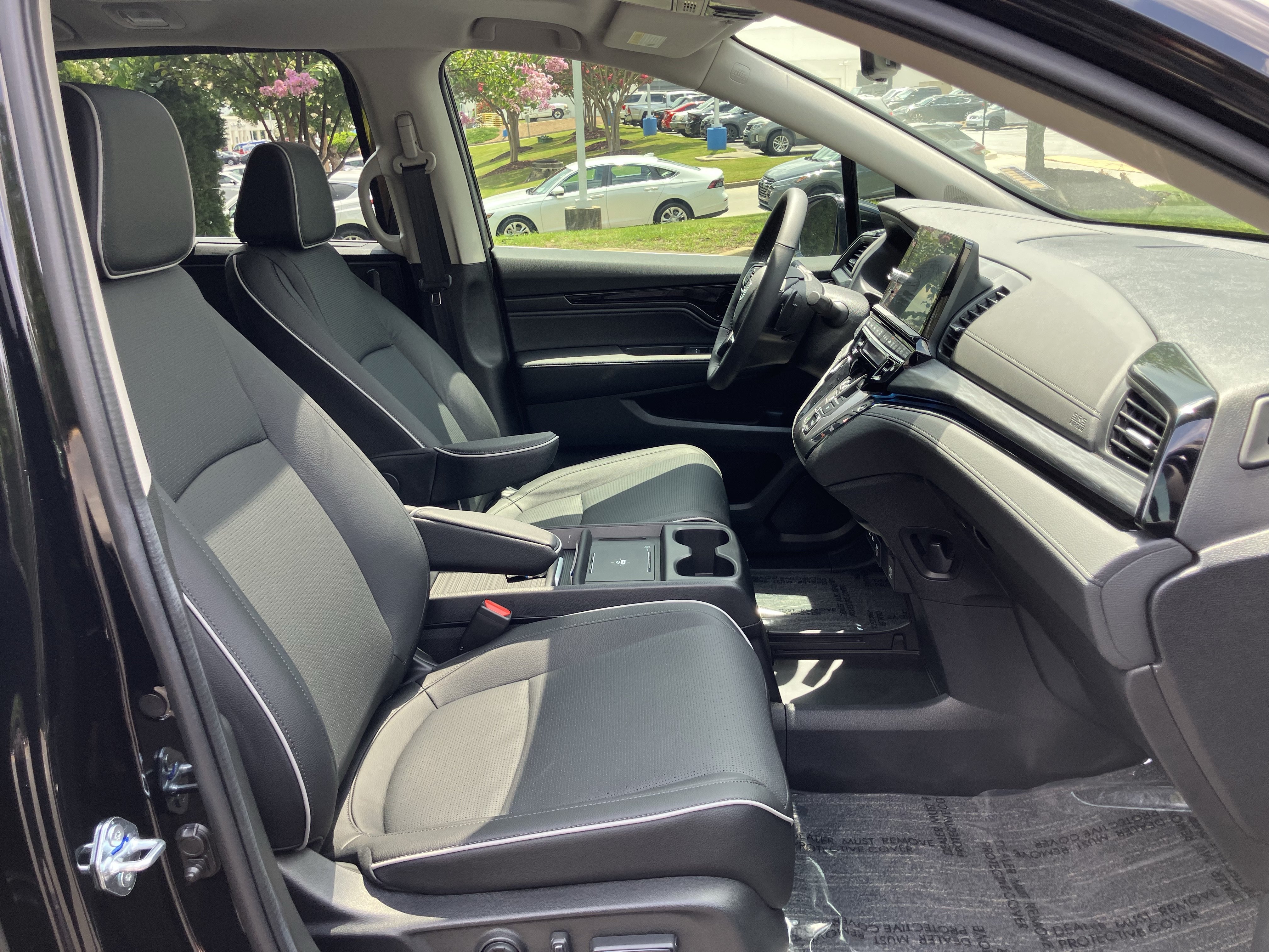 Used 2026 Honda Odyssey Elite image 37