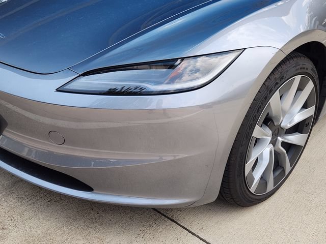 Used 2025 Tesla Model 3 Long Range RWD image 8