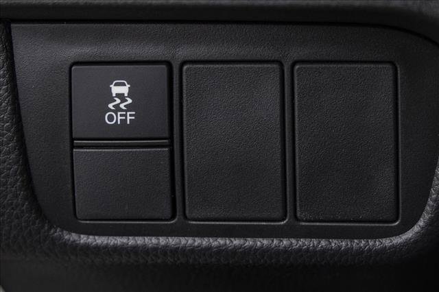 Used 2025 Honda CR-V LX image 13