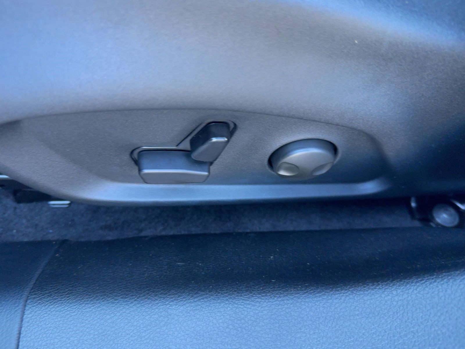 New 2026 Jeep Compass Latitude image 13