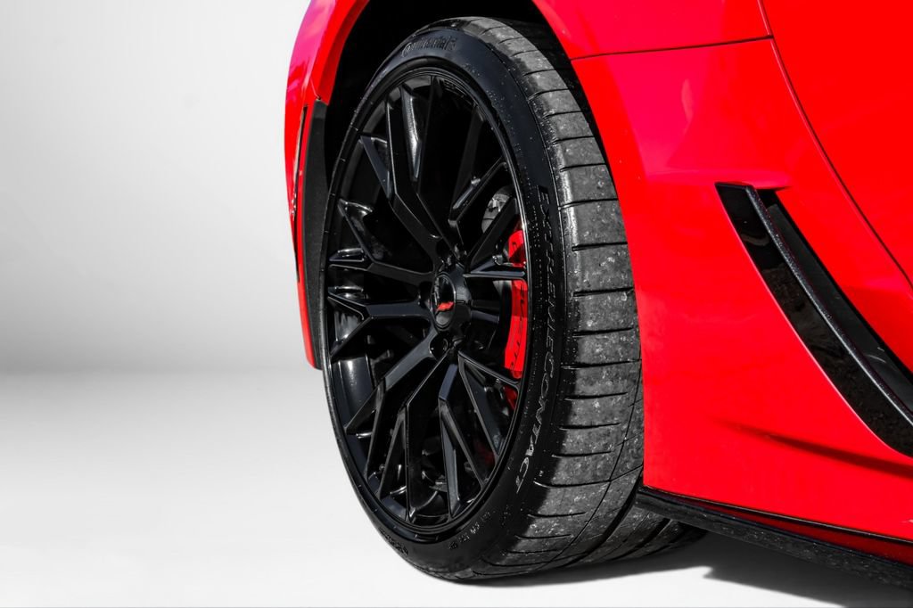 Used 2016 Chevrolet Corvette Z06 w/ 3LZ Preferred Equipment Group RWD image 51