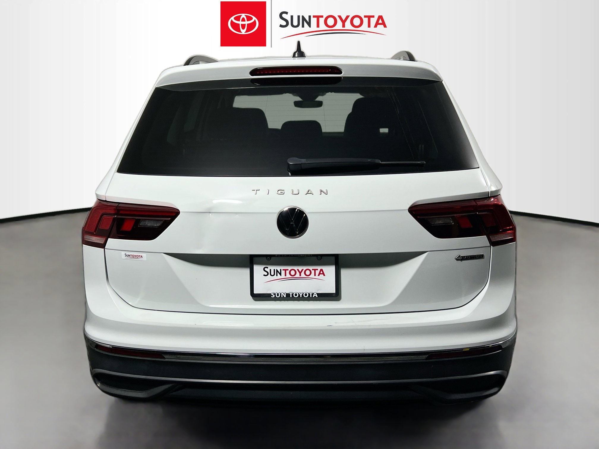 Used 2022 Volkswagen Tiguan S w/ IQ.Drive Package image 5