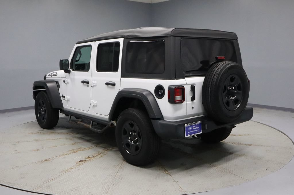 Used 2022 Jeep Wrangler Unlimited Sport AWD/4WD image 9