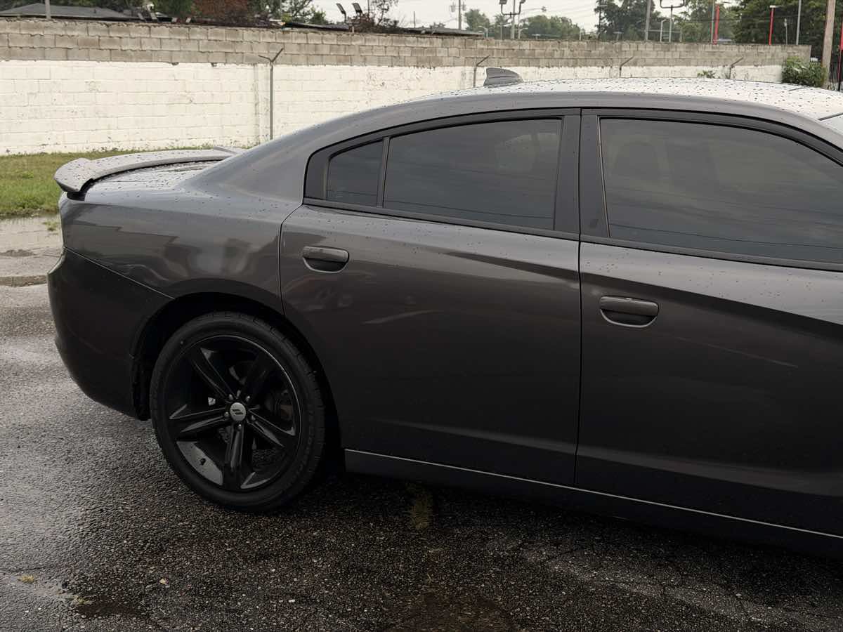 Used 2018 Dodge Charger R/T RWD image 5