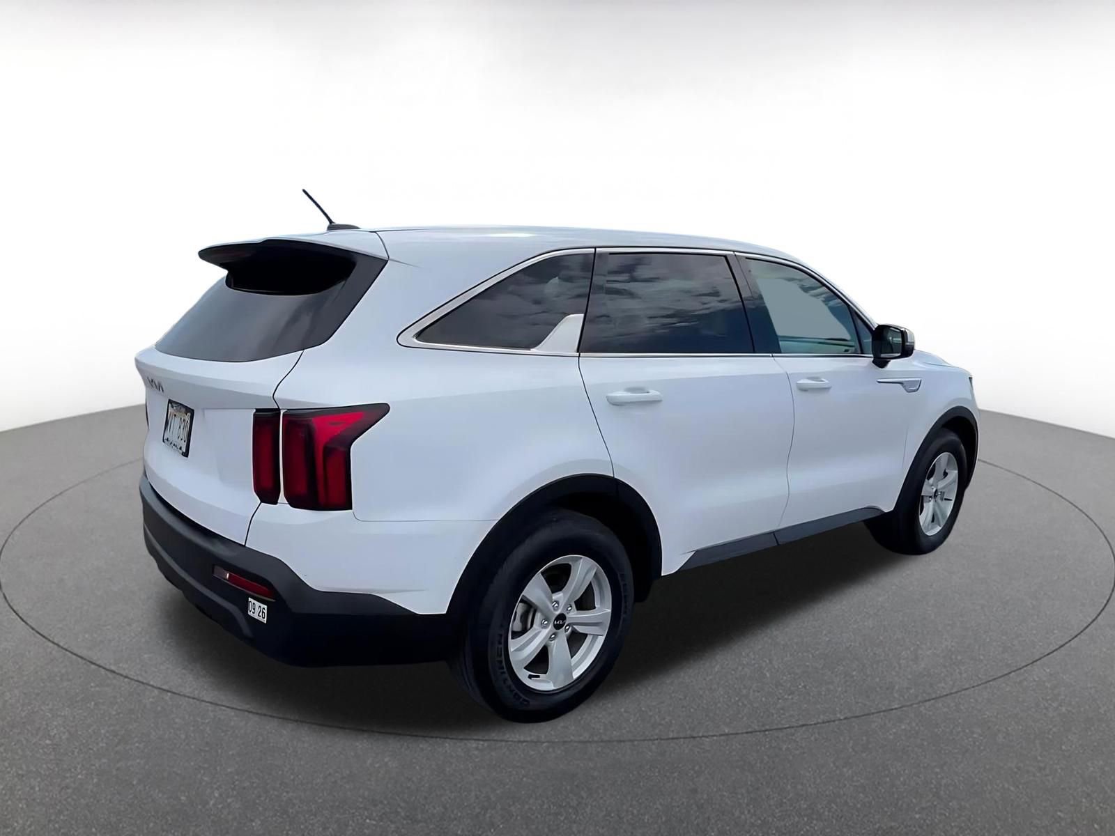 Used 2023 Kia Sorento LX image 15