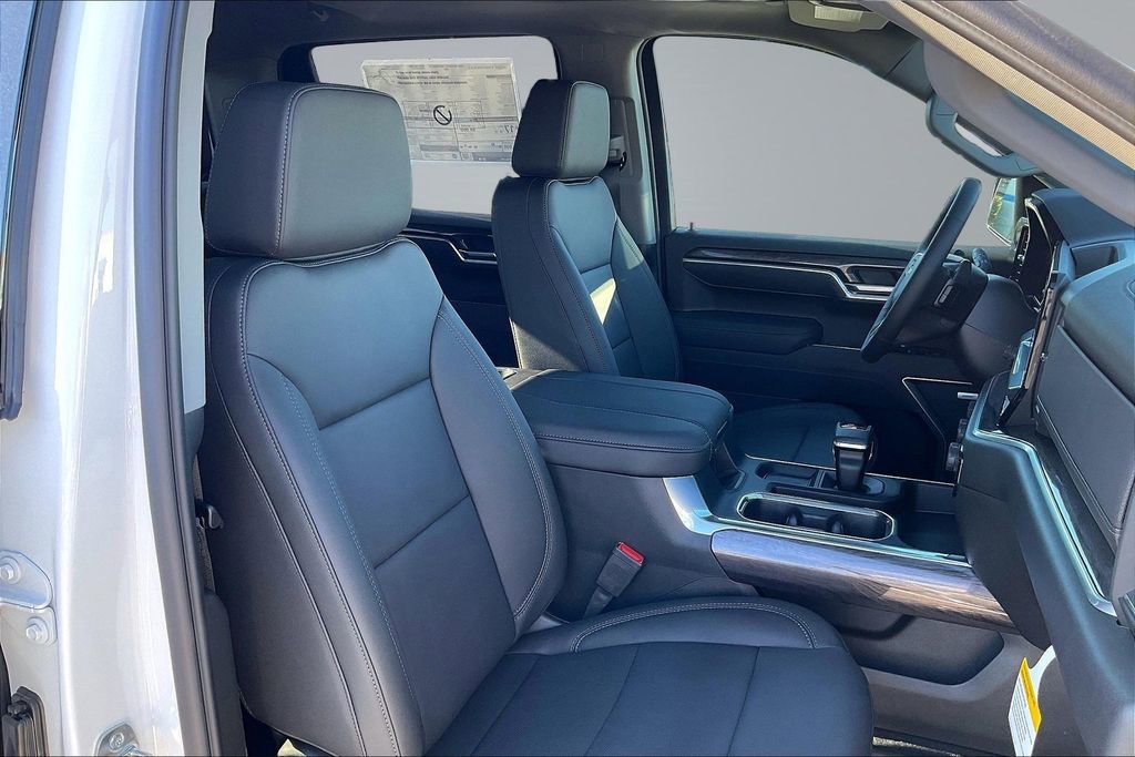 New 2026 Chevrolet Silverado 1500 LTZ w/ LTZ Premium Package image 11