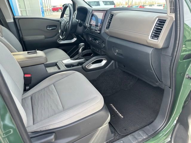 Used 2022 Nissan Frontier SV image 27