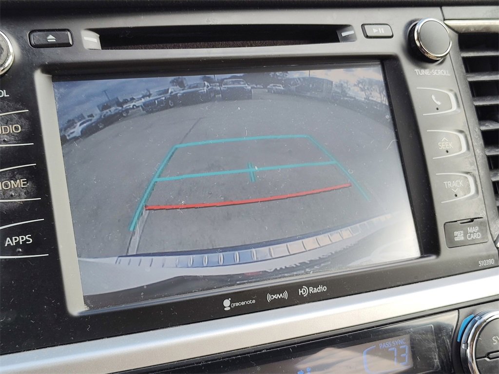 Used 2019 Toyota Highlander SE image 41