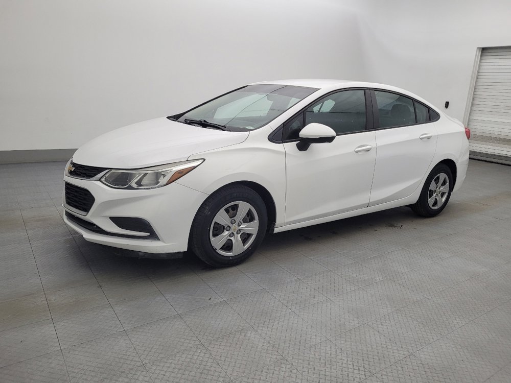 Used 2017 Chevrolet Cruze LS FWD image 2