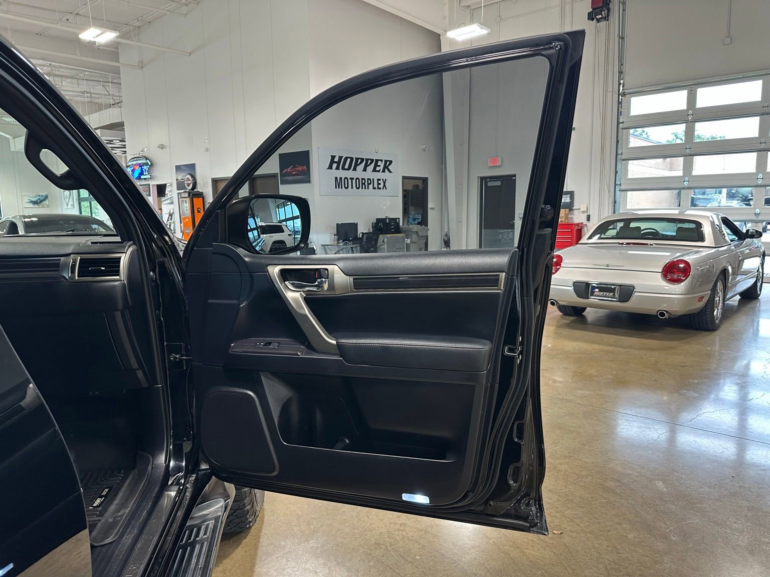 Used 2020 Lexus GX 460 Premium AWD/4WD image 43