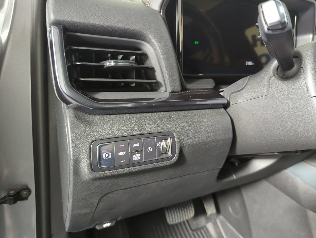Used 2026 GMC Terrain AT4 w/ Technology Package II AWD/4WD image 26