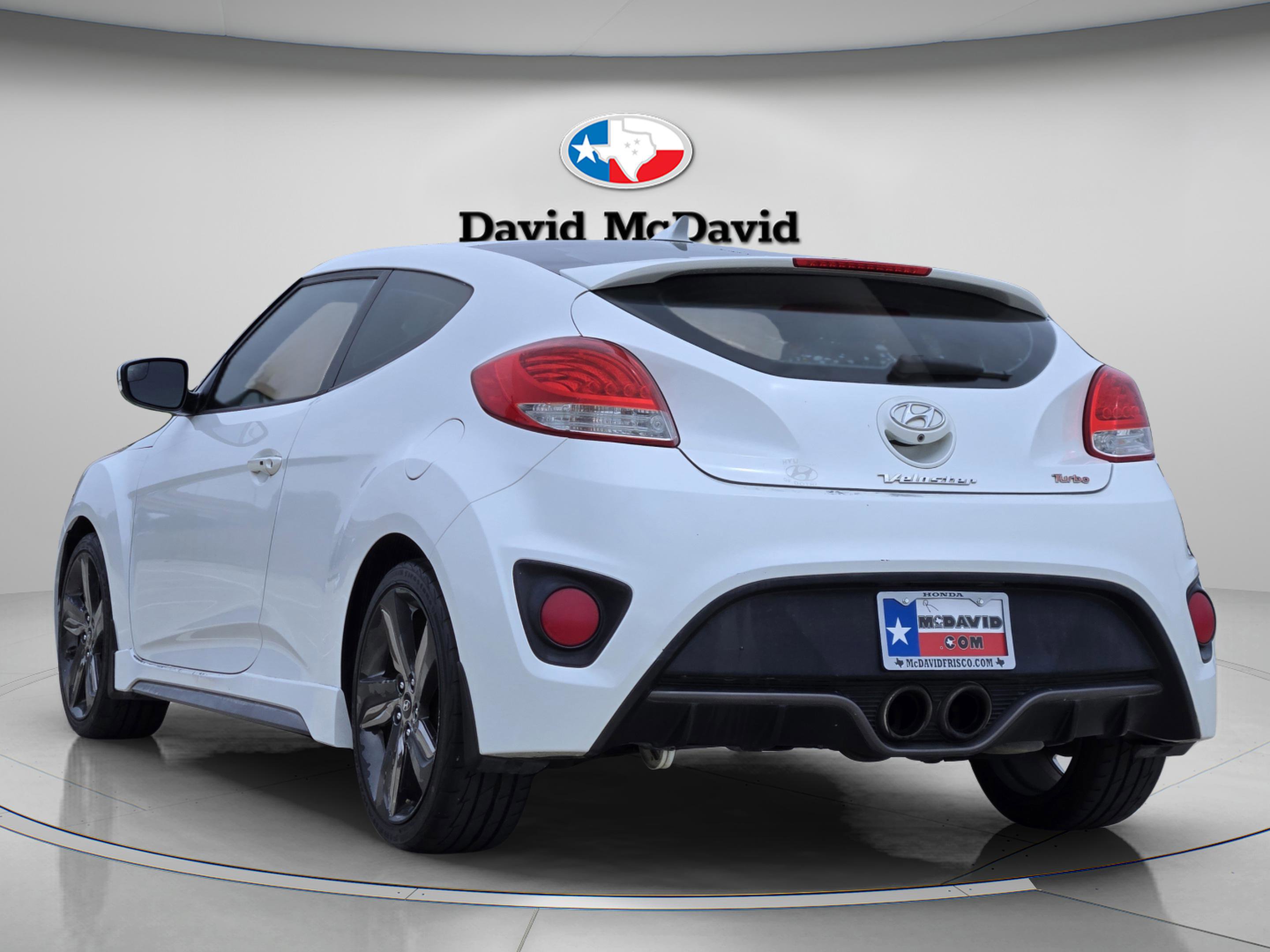 Used 2015 Hyundai Veloster Turbo FWD video 2