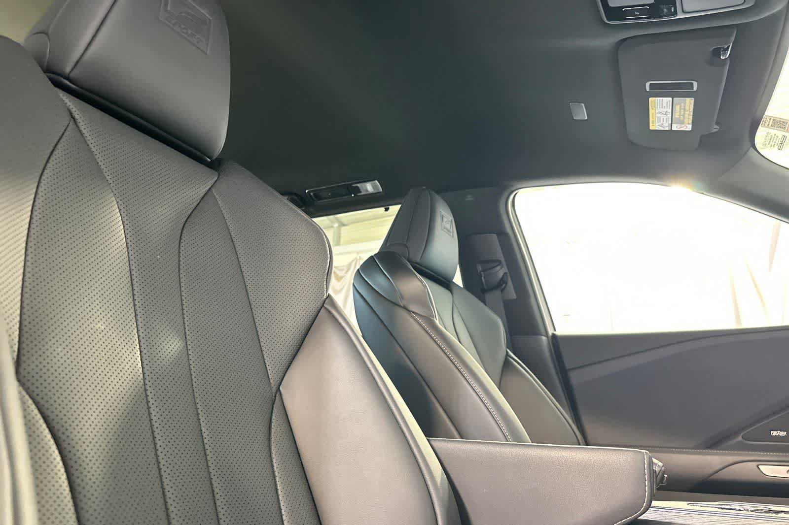 Used 2025 Lexus TX 500h AWD w/ Technology Package image 20