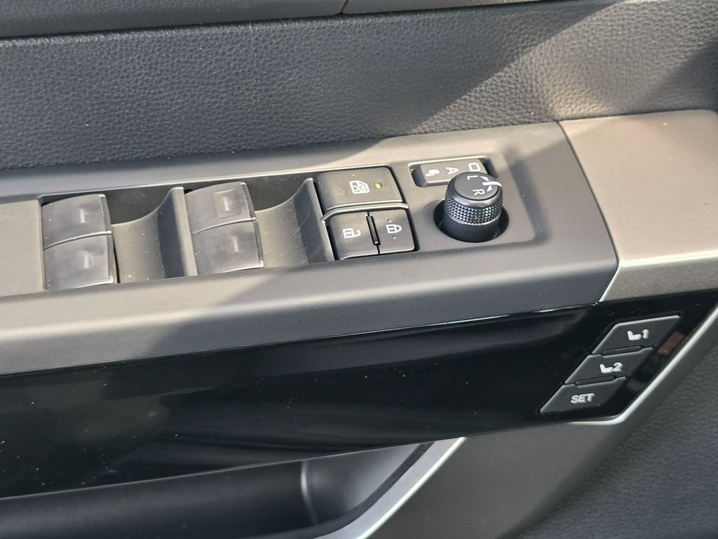 New 2026 Toyota Tundra Limited w/ TRD Off-Road Package AWD/4WD image 21