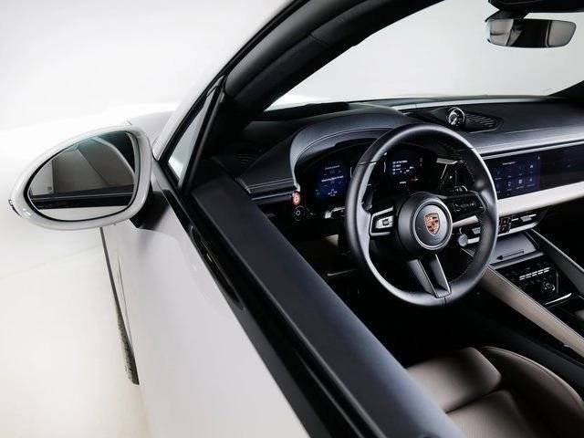New 2026 Porsche Macan 4S Electric AWD/4WD image 29