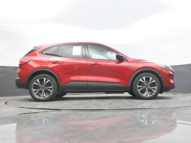 Used 2022 Ford Escape SE w/ SE Sport Appearance Package FWD image 60