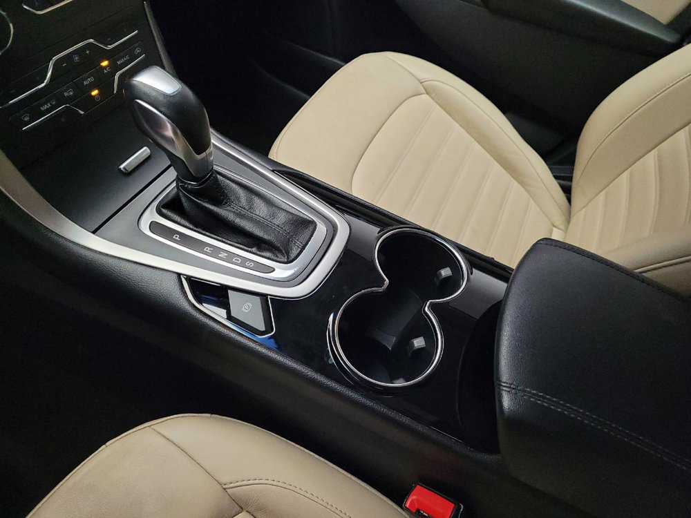 Used 2018 Ford Edge SEL w/ Equipment Group 201A FWD image 26