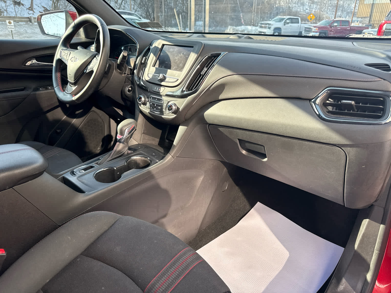 Used 2023 Chevrolet Equinox RS image 32