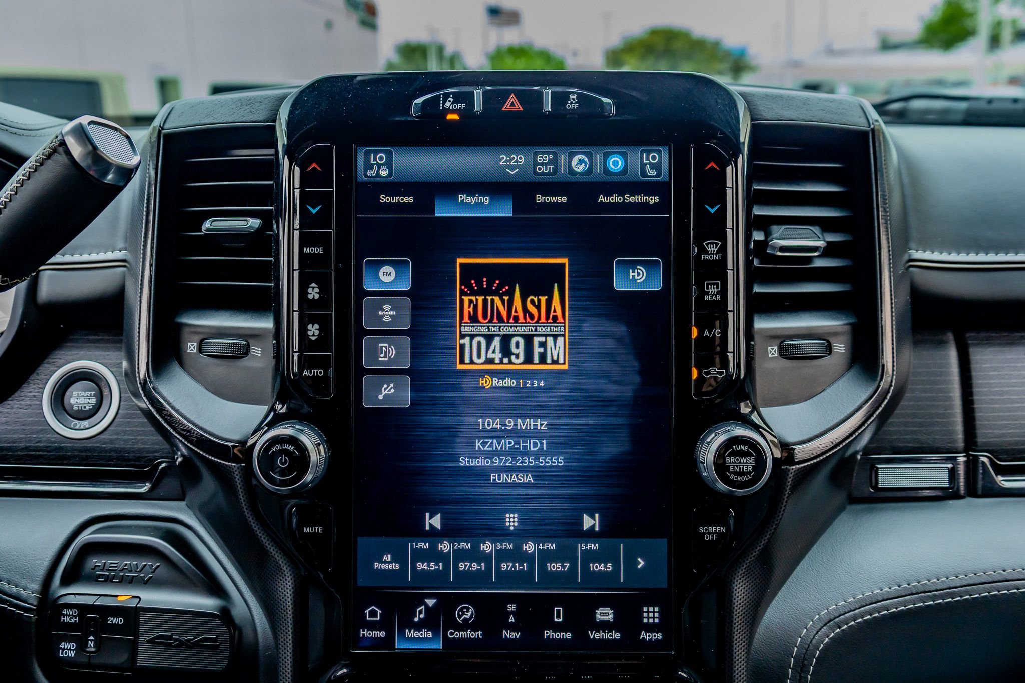 Used 2022 RAM 2500 Limited image 24