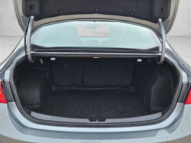 Used 2023 Chevrolet Malibu LT image 6