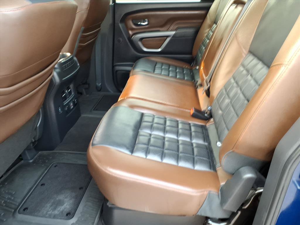 Used 2019 Nissan Titan Platinum Reserve AWD/4WD image 7