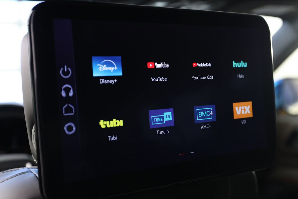 Used 2026 GMC Yukon XL Denali Ultimate w/ LPO, Illumination Package image 19